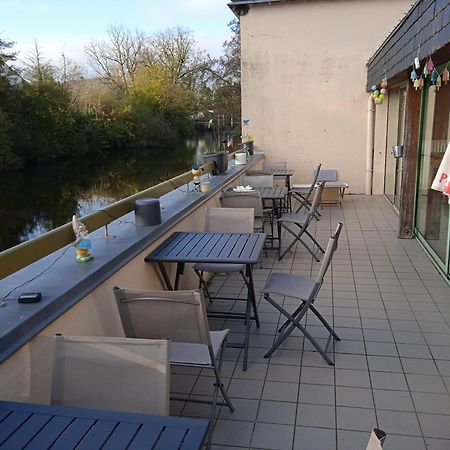 Auberge De Jeunesse Hi Pontivy Εξωτερικό φωτογραφία